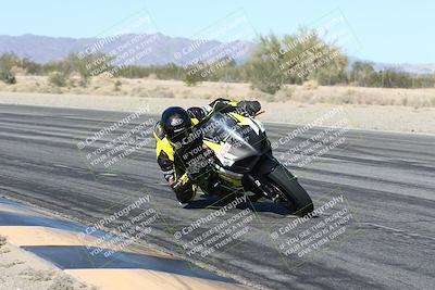 media/Dec-04-2025-Racers Edge (Thu) [[5ebc9f124d]]/2-A Group/1-Session 2 (Turn 7 Inside)/